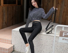 网红长裤子,网红长裤引领街头时尚潮流